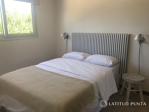 Imagen 8 de 18 de Apartamento En Mansa Con Parrillero, 1 Dormitorio