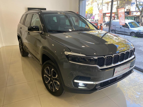 Imagen 15 de 16 de Jeep Commander Limited 2.0 2023 Td380 At9 4x4 7pas C