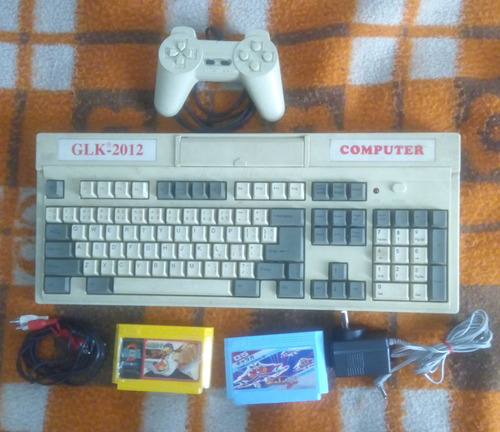 Consola Family Glk-2012 - (8 Bit) + 2 Juegos