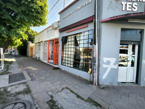Local En Alquiler En La Plata