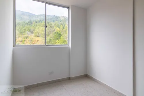 Apartamento En Venta En Entrevientos. Cod V12569