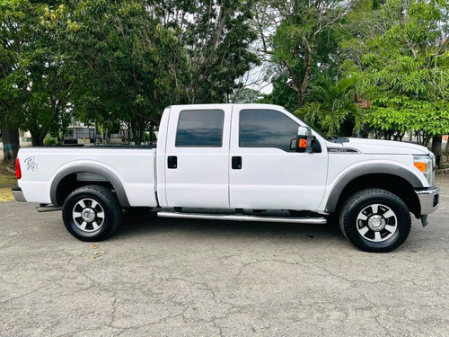 Imagen 7 de 18 de Ford F-250 Super Duty 2015 V8 4x4 Automático