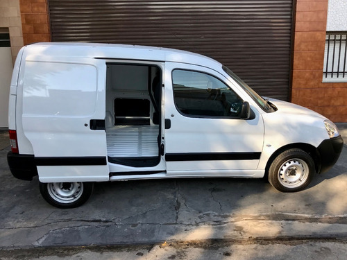 Peugeot Partner 1.6 Furgon Confort Patagonica 5 As Hdi Xtr