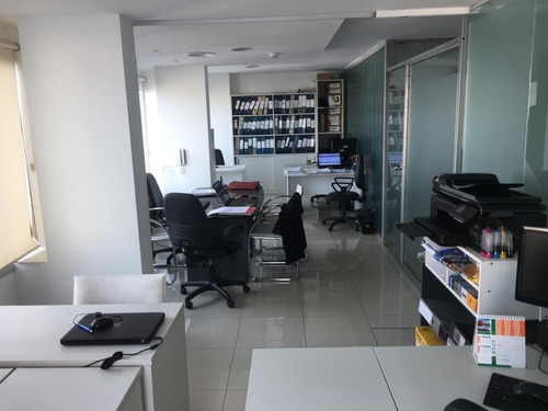 Imagen 4 de 8 de Oficina En Pleno Centro De La Ciudad De Córdoba. A Dos Cuadras De La Plaza San Martin