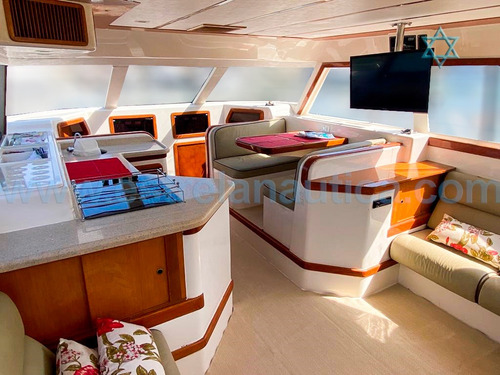 Imagem 3 de 4 de Lancha Mares 40 Barco Iate N Ferreti Phantom Sunseeker Axtor