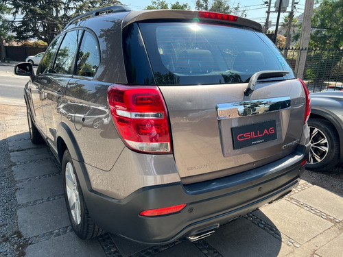 Imagen 6 de 25 de Chevrolet Captiva Diesel 2.2 Ls 2015 3 Corridas De Asientos
