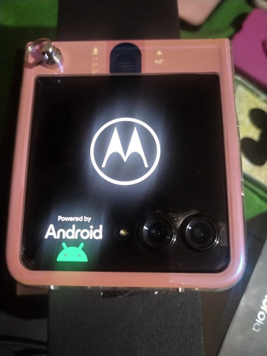 Celular Motorola Razr 50 (Usado)