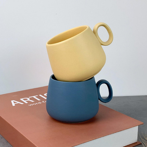 Taza De Café De Gres Hecha A Mano Con Diseño De Mango