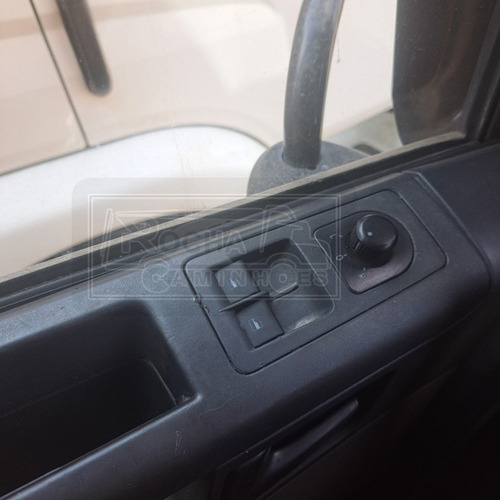 Vw Volkswagen Constellation 24280 6x2 Ano 2014 C/ Baú 10 Mt