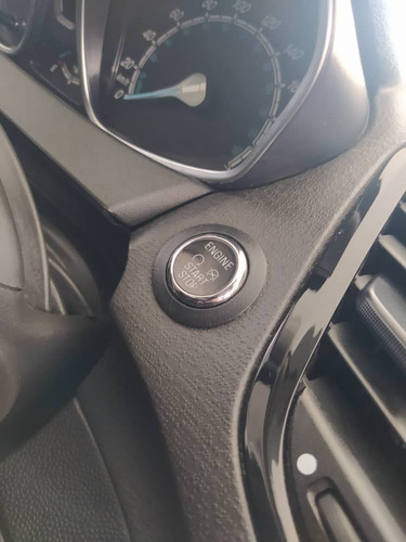 Imagen 9 de 11 de Ford Fiesta Titanium