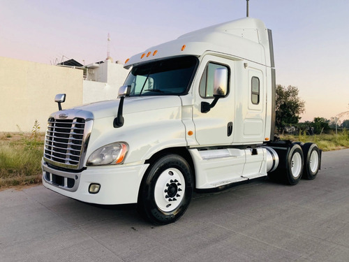 Imagen 3 de 15 de Freightliner Año 2013 Mexicono% Original Impecable
