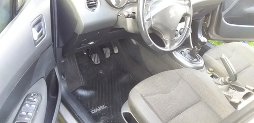 Peugeot 408 Allure Hdi Con Navegador