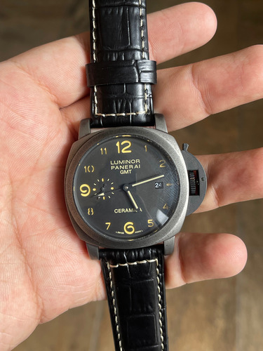 Reloj Panera.i Lumino.r Gmt Cerámica 44mm Automático Cuero Negro Negro Negro (Usado)