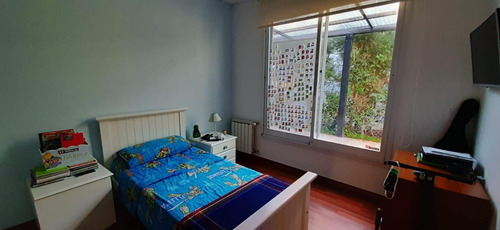 Venta. Casa Moderna Lote Interno, 4 Amb. Jardín Y Pileta. San Agustín. Villanueva.