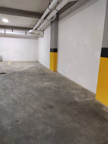 Venta De Apto Obra Blanca En Las Chimeneas Resd Montecarlo 60-02
