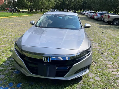 Honda Accord 2.0 Touring At