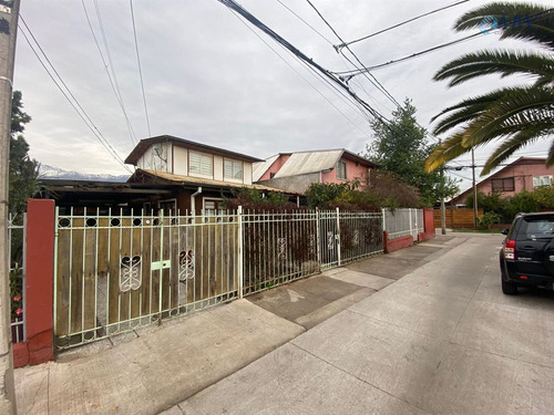 Casa En Venta De 3 Dorm. En Macul