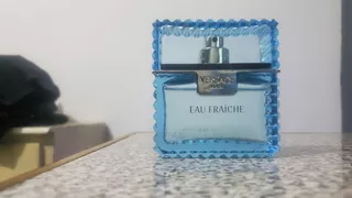 Mini Perfume Versace Man Eau Fraiche De 50ml Usado