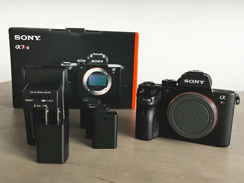 Imagen 2 de 4 de Sony Alpha A7r Ii 424 Mp Mirrorless Digital Camera Black