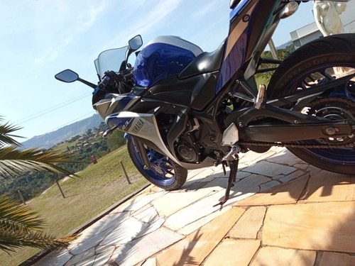 Imagem 2 de 2 de Yamaha R3