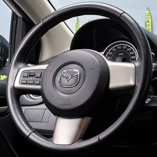 Mazda 2 Hatchback At 2015