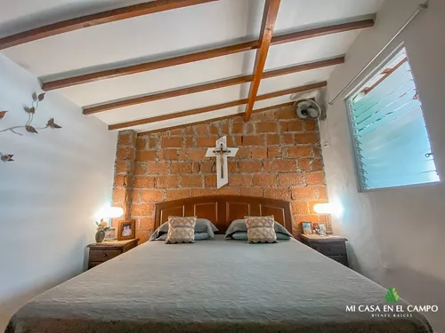 Casa En Venta A 2 Cuadras Del Parque De Bello