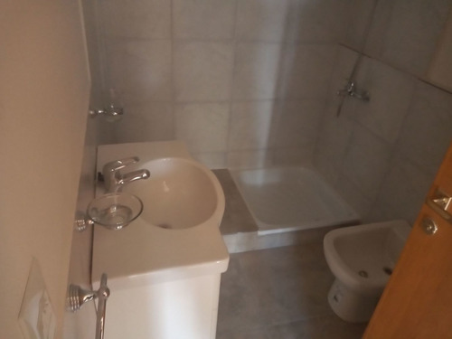 Imagen 11 de 14 de Venta Departamento A Estrenar. 2 Dorm En Centro De Bariloche