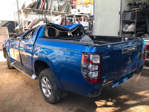 Imagen 6 de 13 de Desarmo Mitsubishi L200 Diesel 4x4 Año 2020 Solo Por Partes