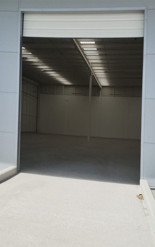 Europark Iii Bodega 658m2 Con Andén, Rampa Y Oficinas Sobre Libram Sur Poniente