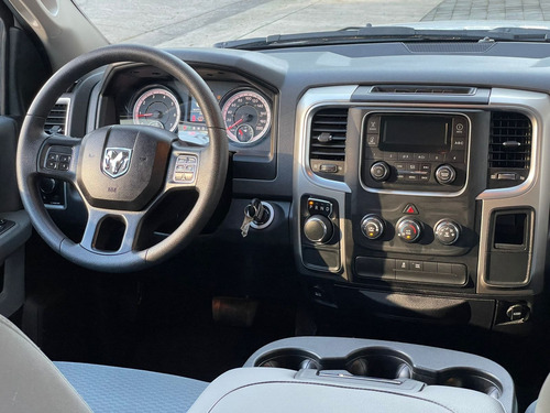 Imagen 13 de 14 de Ram 1500 2018 Crew Cab Slt Trabajo 4x2 V6 8at