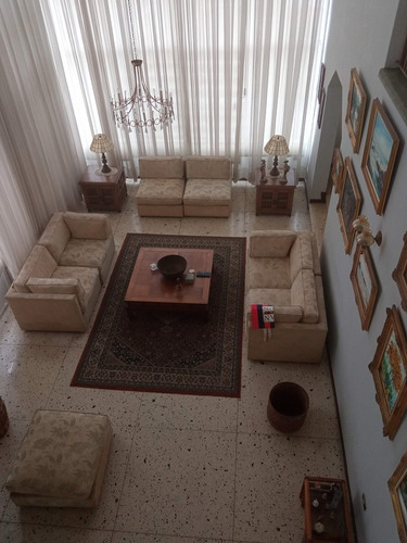 Imagen 10 de 16 de Casa Venta El Marques