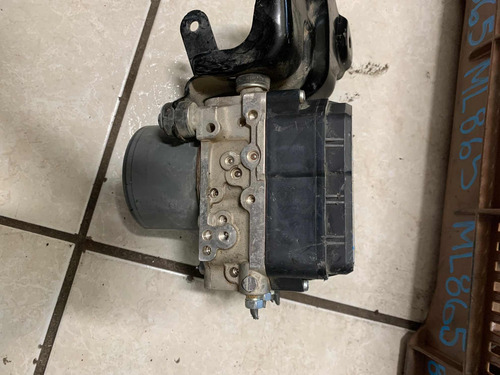 Módulo Abs Toyota Rav-4 2013133800-0700 Ml865 (Usado)