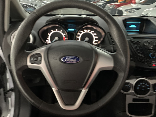 Ford Fiesta 1.6 TI-VCT FLEX SE MANUAL