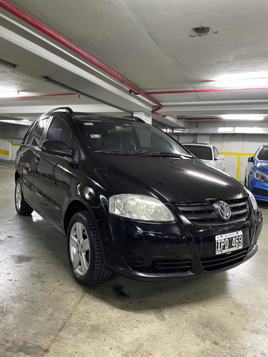Volkswagen Suran 1.6 I Trendline 90b 2010