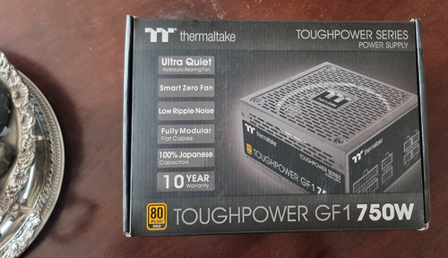 Tt Toughpower 750 W - Impecable