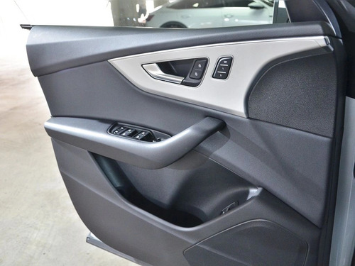 Audi Q8 55 TFSI 4X4 3.0 AUT QUATTRO