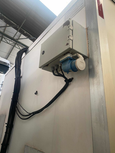 Mercedes Acelo 915 2011 11 Bau Refrigerado 105000 Chassis