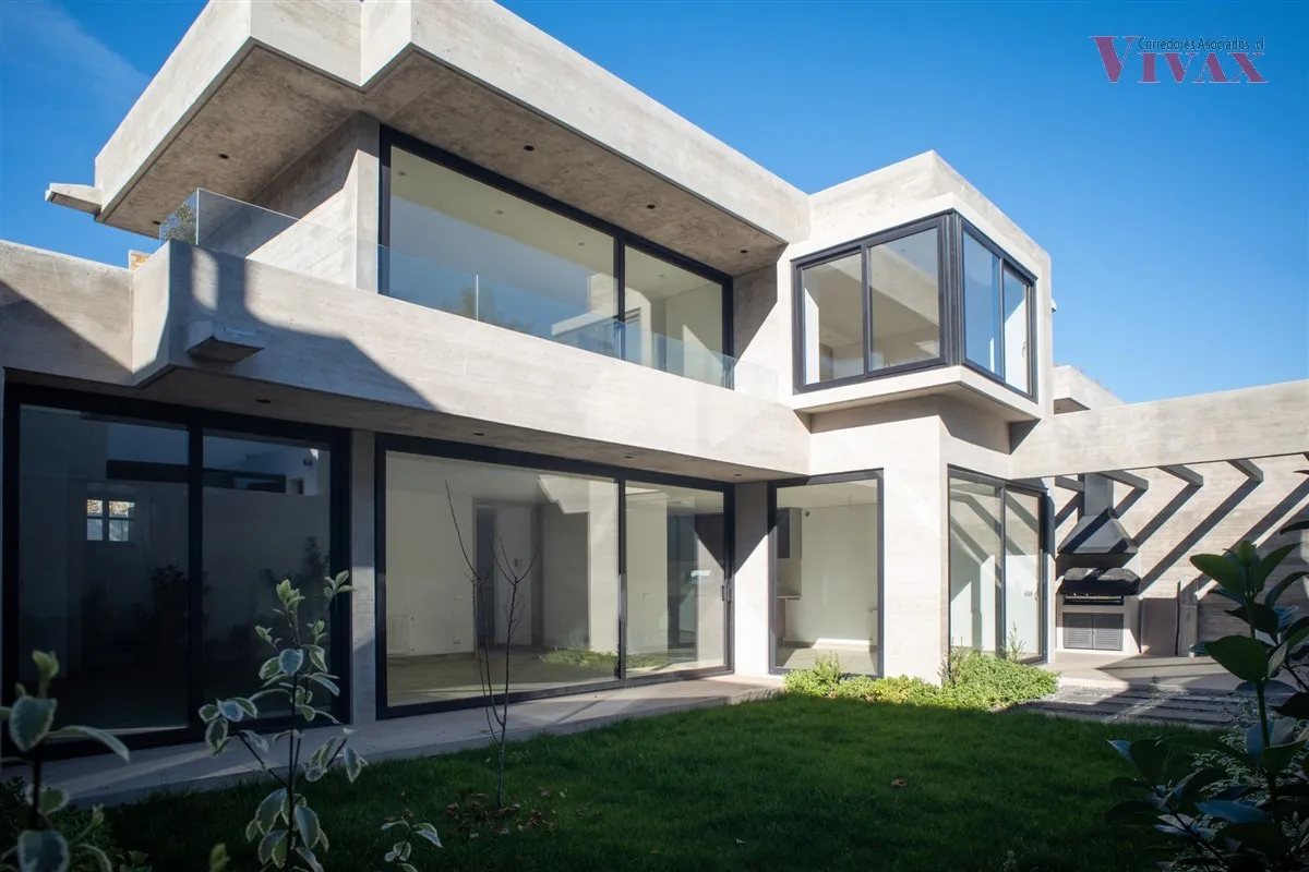 Imagen 1 de 21 de Casa En Arriendo De 3 Dorm. En Las Condes