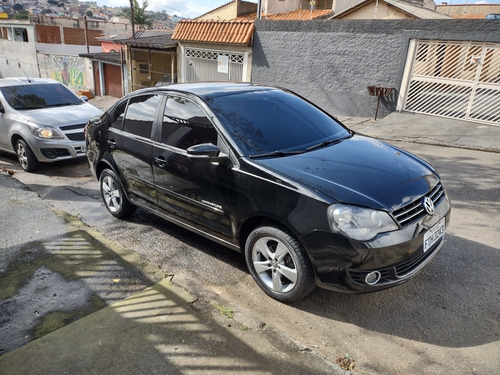 Imagem 1 de 6 de Volkswagen Polo Sedan 1.6 Vht Comfortline Total Flex