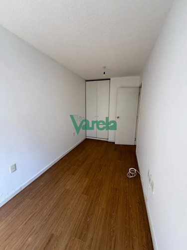 Venta Apartamento 2 Dormitorios 1 Baño Garage Tres Cruces Porteria