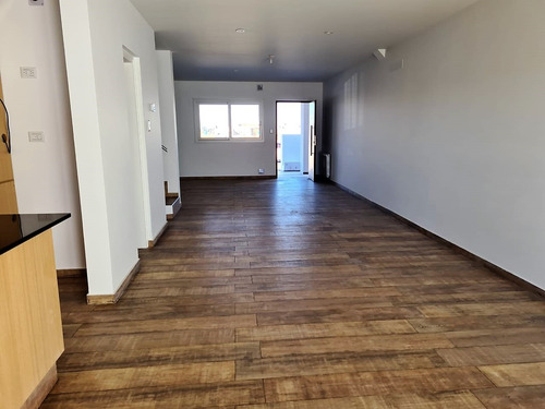 Imagen 4 de 16 de Duplex En Venta Solares De Manantiales