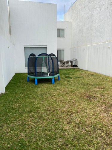 Imagen 9 de 13 de Casa En Privada Con Terreno Excedente, No Hay Casas Del Tamaño En La Privada