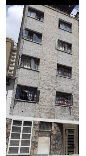 Imagen 1 de 10 de Edificio Comercial La Candelaria