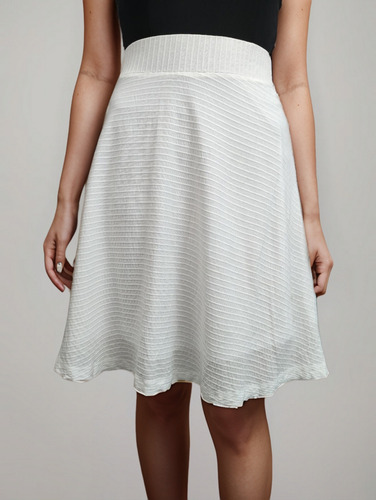 Falda Esprit Con Etiqueta Blanco (talla L)