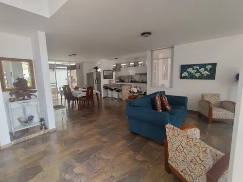 Hermosa Casa Ubicada En Condominio