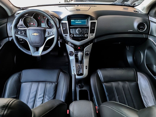 Imagem 5 de 14 de Chevrolet Cruze 1.8 Lt 16v Sedan