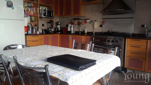 Imagen 6 de 29 de Impecable Triplex En Venta Ubicado En Wilde Centro , Pileta Y Garage