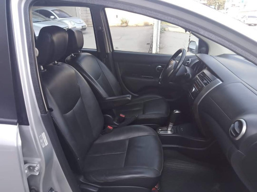 Imagem 9 de 15 de Nissan Livina X-gear 2012 1.8 Sl Flex Aut. 5p
