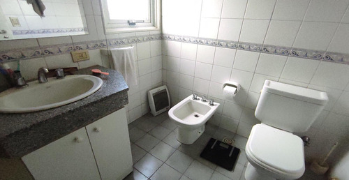 Imagen 8 de 18 de Departamento De 4 Ambientes En Venta En Almagro