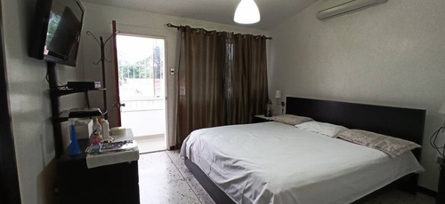 Imagen 3 de 30 de Maria Eugenia Blanco Vende Casa En Prebo, Valencia 452147